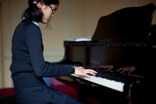 Portrait de jeune pianiste