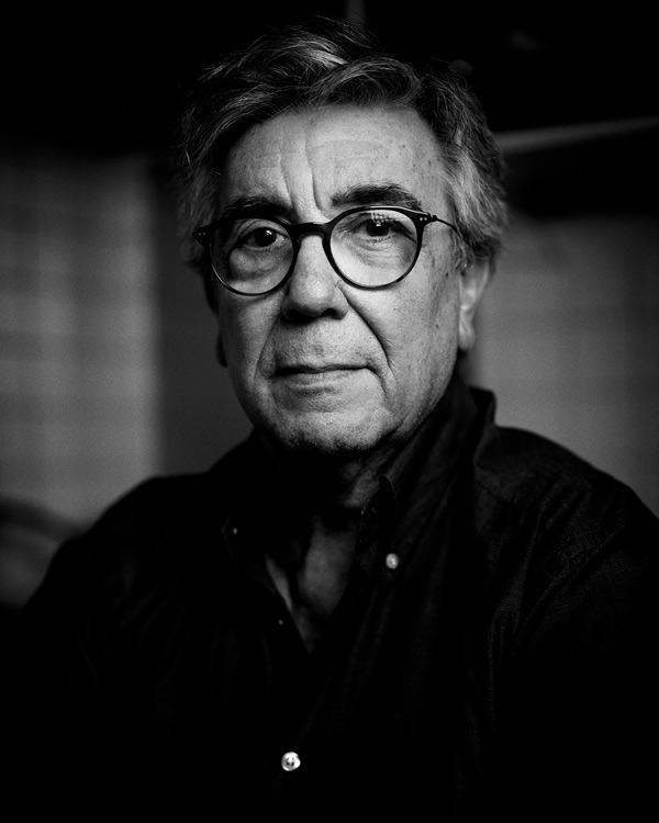 Portrait en noir et blanc d'Antonio Marraffa, peintre